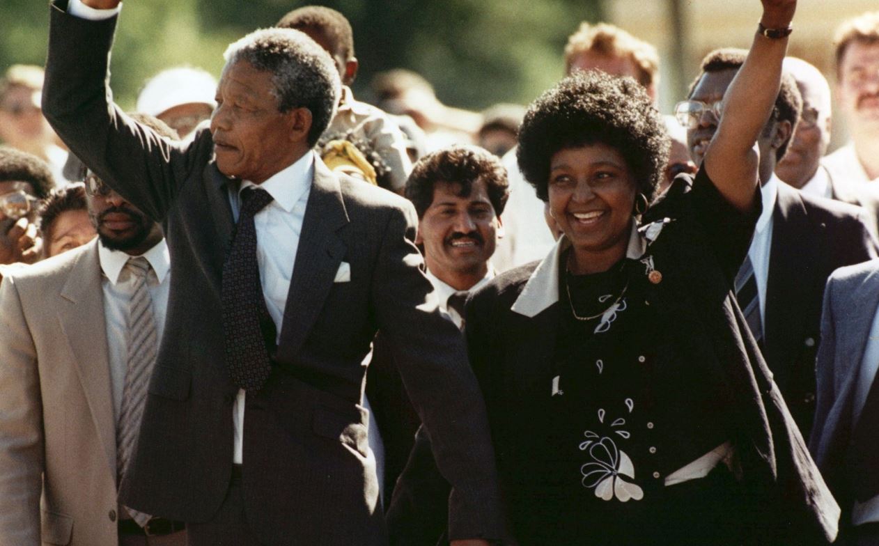 Mke wa zamani wa Nelson Mandela, Winnie Madikizela afariki