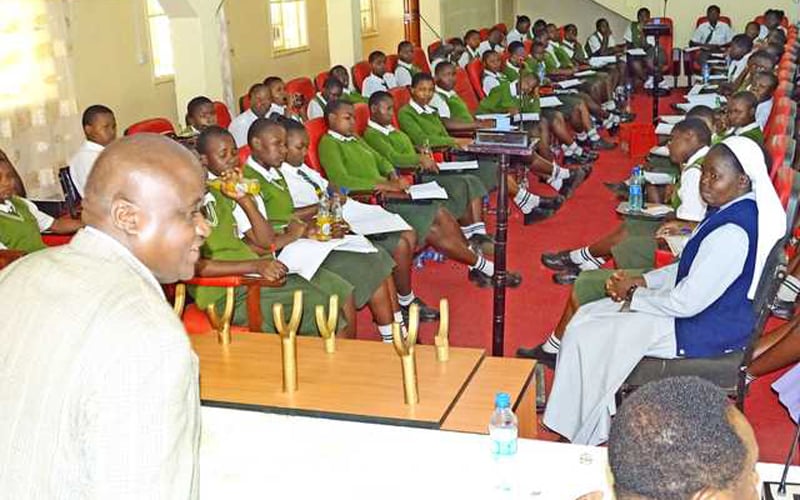 VYAMA VYA KISWAHILI: CHAKISAJO; nguzo imara inayothibiti Kiswahili St Josephs Girls Kakamega