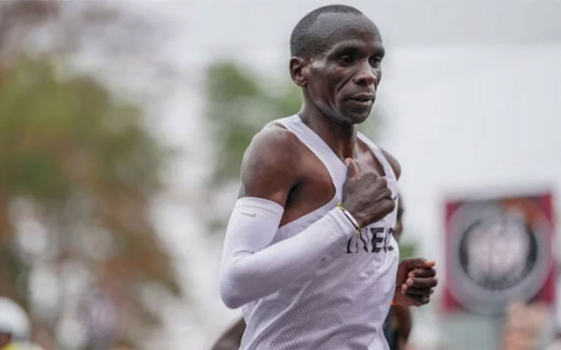 INEOS 1:59 Challenge: Eliud Kipchoge afaulu kukamilisha mbio za Marathon chini ya muda wa saa mbili