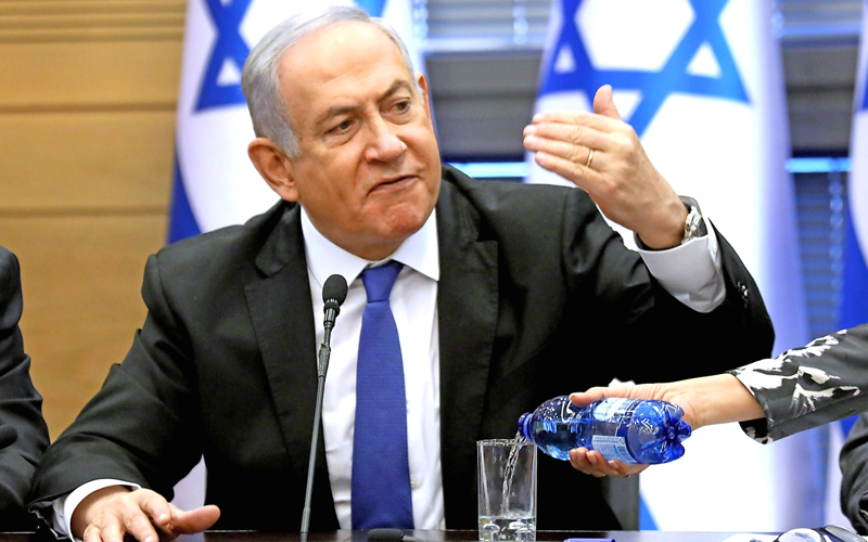 Netanyahu kushtakiwa rasmi kwa ufisadi, asema hatingisiki