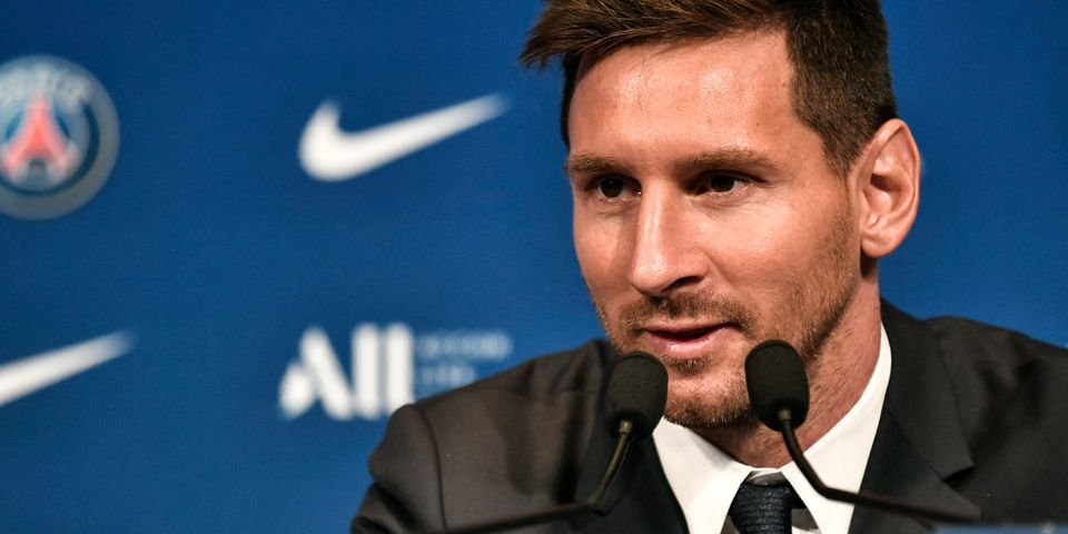 Messi sasa mali rasmi ya PSG baada ya kutia saini mkataba wa miaka miwili