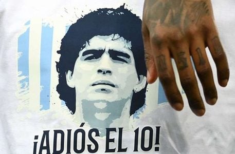 Jezi ya ‘Hand of God’ ya Maradona yazoa Sh1.1 bilioni mnadani