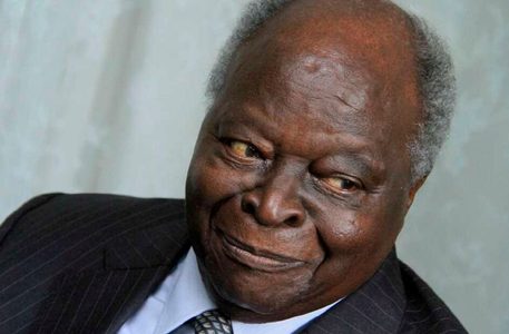Siku Kibaki alikosa sahani katika hafla ya Moi
