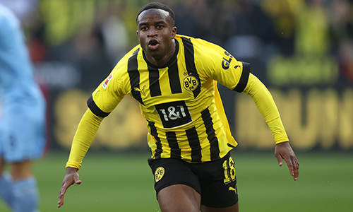 Fowadi Youssoufa Moukoko arefusha mkataba wake kambini mwa Borussia Dortmund hadi Juni 2026