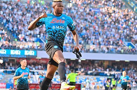 Napoli wakomoa Eintracht Frankfurt na kutinga robo-fainali za UEFA kwa mara ya kwanza katika historia