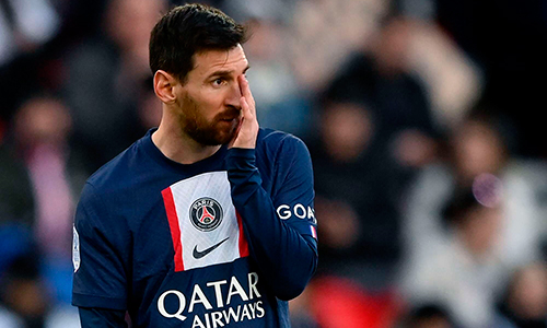 PSG wamsimamisha Lionel Messi kazi kwa muda wa wiki mbili na kumtoza faini