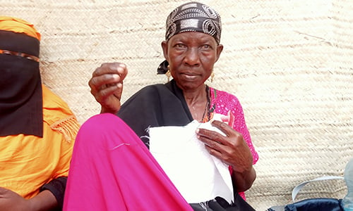 Mjane, 64, alivyokita katika ushonaji kofia kukabili upweke wa kufiwa na mumewe mapema