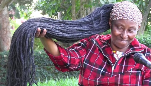 Mama wa miaka 55 afichua siri kudumisha nywele za rasta